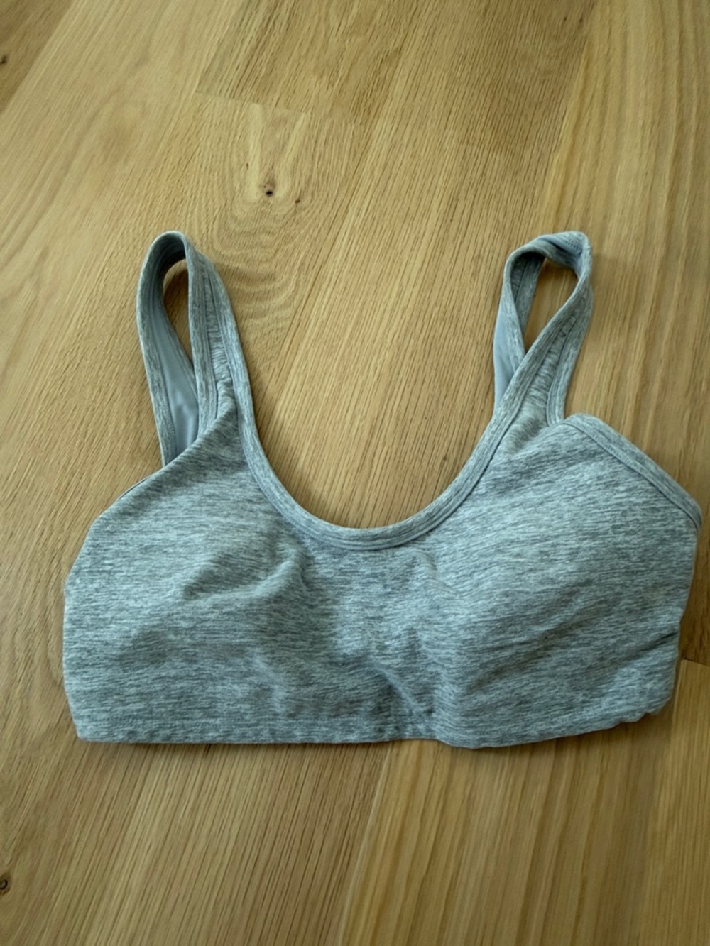 ALO Yoga Light Gray Seamless Sports Bra